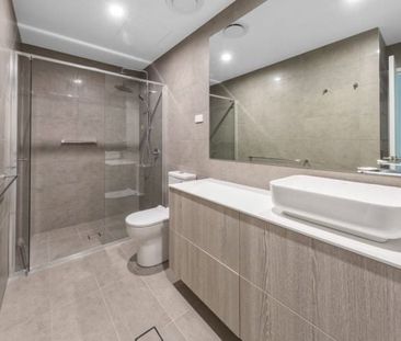 Stylish Two-Bedroom Apartment in the Heart of Northbourne Avenue - Photo 6