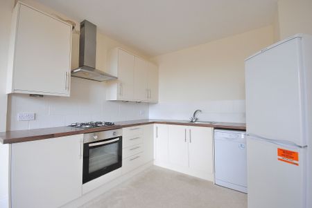 2 bedroom flat to rent, - Photo 3