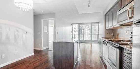 209 Fort York Blvd Entertainment district + den! - Photo 2