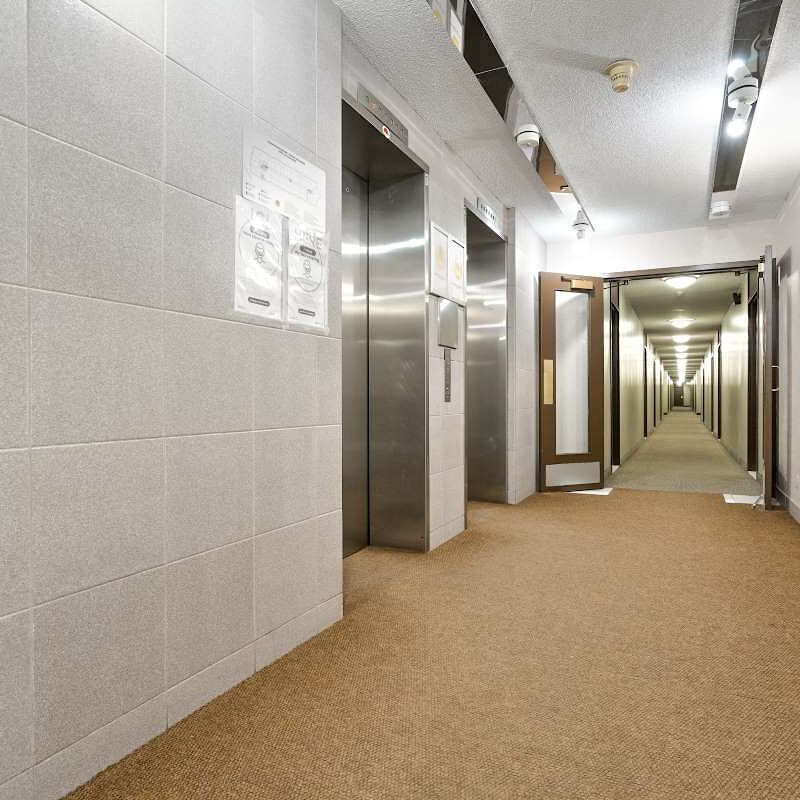 2500 Cavendish Blvd., Montréal, QC - Photo 1