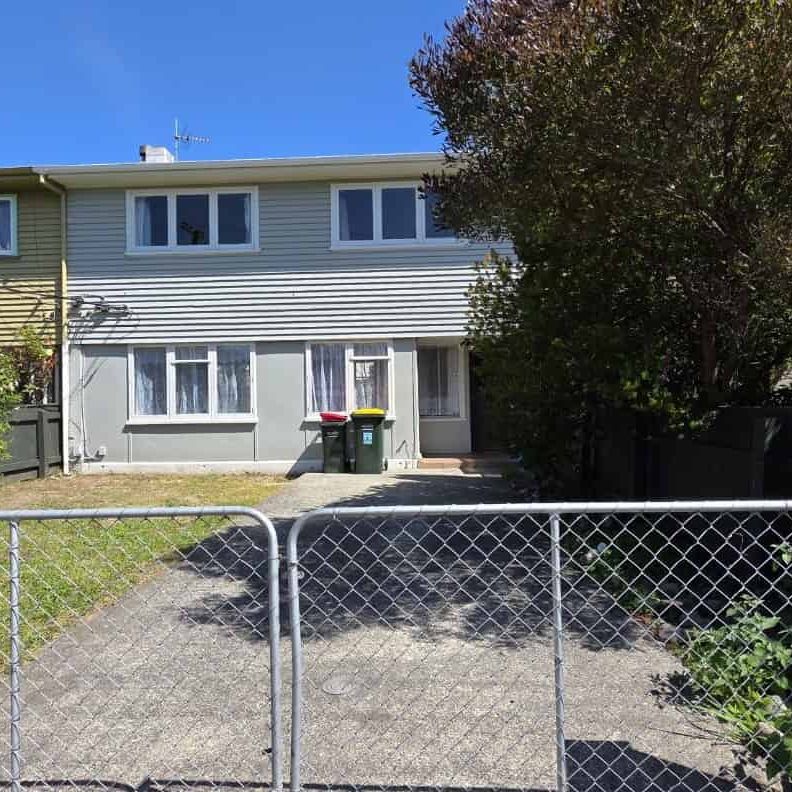 Sunny home in Fairfield - Photo 2