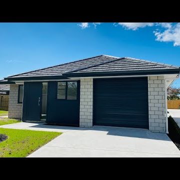 Near new two bedroom townhouse - Photo 1