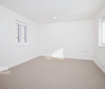 4 bedroom detached house to rent - Photo 5