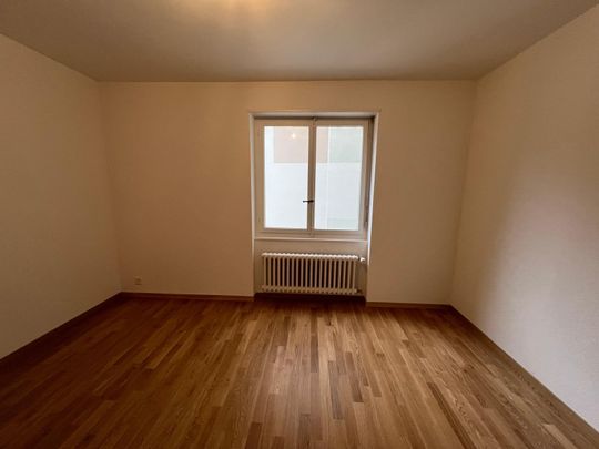 Appartement complètement rénové à deux pas de la ville - Photo 1