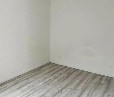 A LOUER APPARTEMENT EN RDC AVEC UNE CHAMBRE ST JEAN ST QUENTIN 02100. - Photo 5