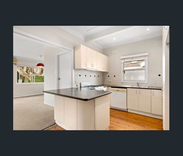 Practical Living in a Great Northmead Location - Photo 4