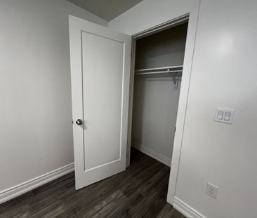 For Lease - 1987 Lawrence Avenue Unit# 1, Toronto, Ontario - Photo 6