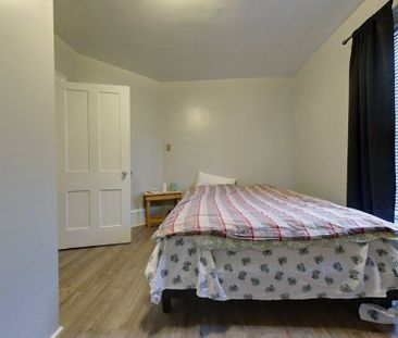 For Lease - 15 1/2 Forin Street, Belleville, Ontario - Photo 4