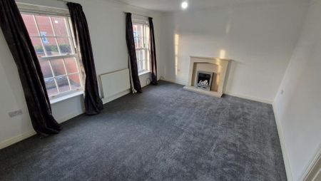 4 bedroom townhouse to rent - Photo 2