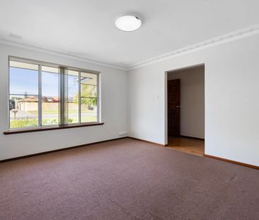 Coastal Lifestyle - Photo 1