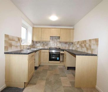 Bell House Avenue, Bradford, BD4 - Photo 4