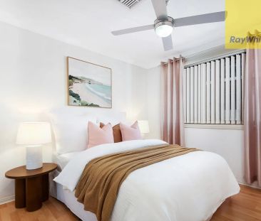 Stunning Four Bedroom Family Home in the Heart of Merrylands - Photo 5