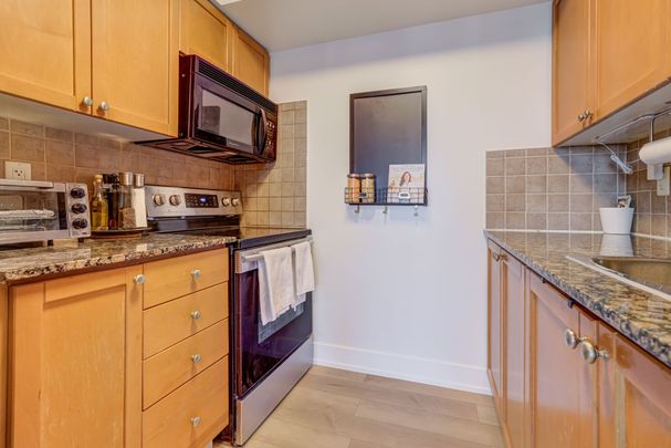 For Lease - 310 Burnhamthorpe Road Unit# 2412, Mississauga, Ontario - Photo 1