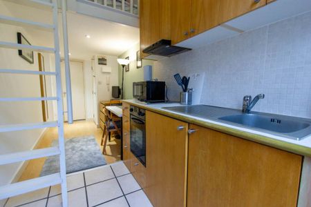 Flat 11 Penywern Road, Earls Court SW5 9SX - Photo 2