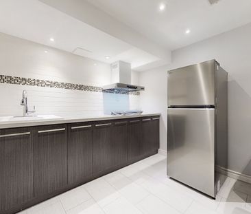 For Lease - 92 Barnwood Drive, Richmond Hill, Ontario - Photo 3