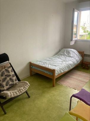 Location appartement studio 1 pièce 20 m² à Talence (33400) Medoquine-Haut-Brion - Photo 1