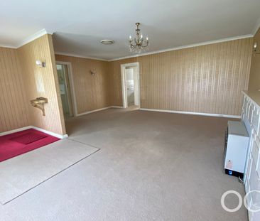 Open the Door to Space and Comfort - Photo 6