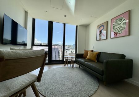 One Bedroom Apartment With Sun and Views - Photo 4