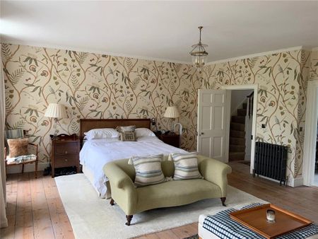 5 bedroom terraced house to rent - Photo 5