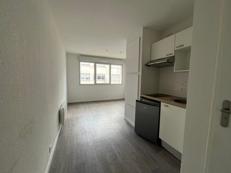 Location Appartement 1 pièce 19m² AUZEVILLE TOLOSANE 31320 - Photo 4