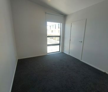 Brand new two bedroom townhouse in central Paraparaumu - Photo 2