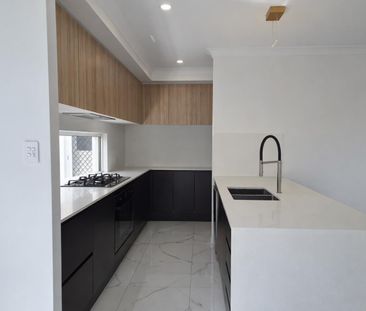 Parkside Living with Premium Comfort in a Quiet Richlands Pocket - Photo 5