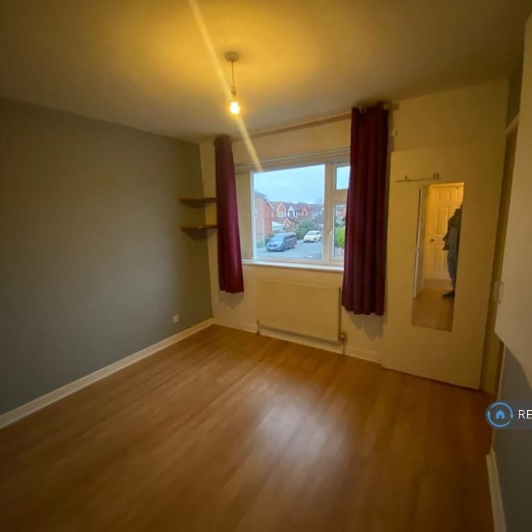 2 bedroom semi-detached house to rent - Photo 1