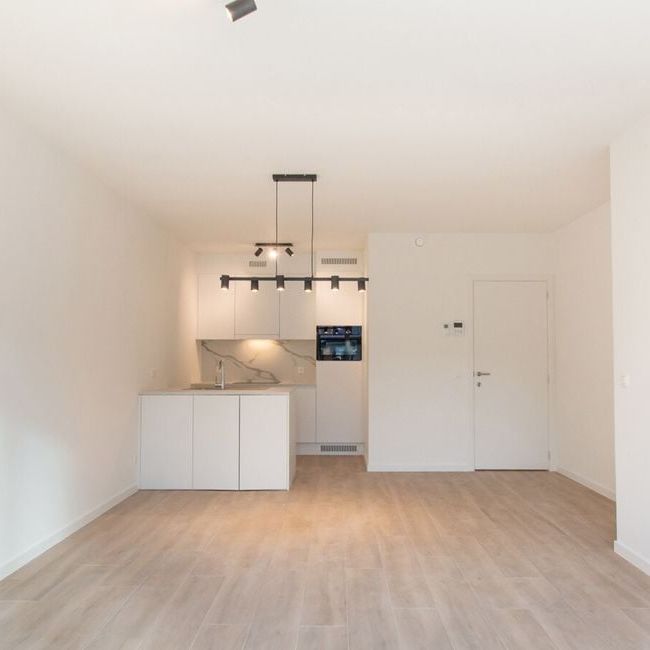 Appartement te huur in Antwerpen voor € 1.195 met 2 slaapkamers - Photo 1