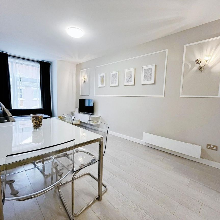 1 bedroom Flat To Let Total Size: 409 SQ FT - Photo 1