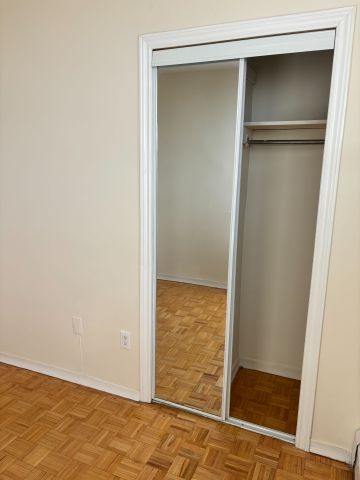 For Lease - 44 Walmer Road Unit# 1205, Toronto, Ontario - Photo 4