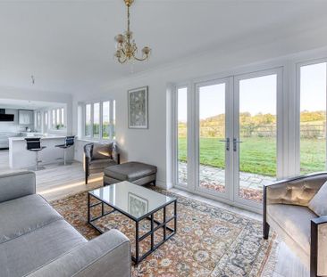 4 bedroom detached house to rent - Photo 4