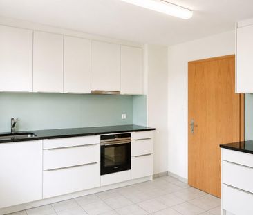 Charmante 4.5-Zimmer Wohnung nähe Lindenplatz - Photo 5