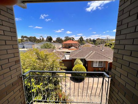 11/614 Moreland Rd, Brunswick, VIC 3056 - Photo 4