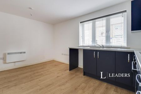 1 bedroom flat to rent - Photo 2