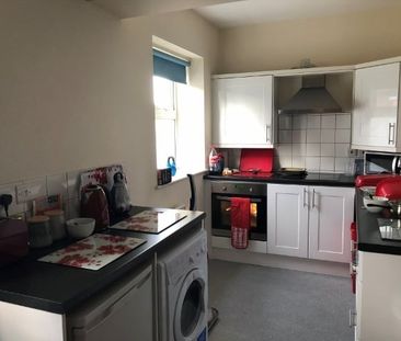 1 Bed Flat, Woodhouse Street, LS6 - Photo 5