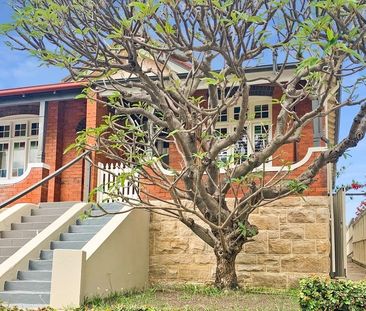 63 Atchison Street, Crows Nest NSW 2065 - House For Rent | Domain - Photo 5