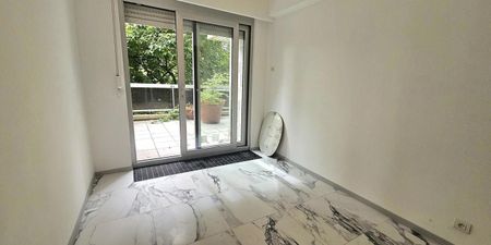 Appartement te huur in Ukkel voor € 1.700 met 3 slaapkamers - Photo 4