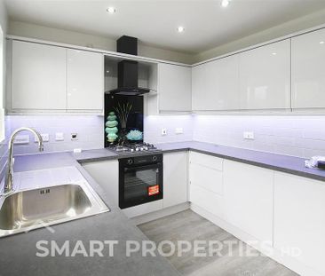 4 bedroom detached house to rent - Photo 1