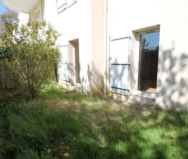 En rez-de-chaussée avec jardin privatif, appartement d'environ 76 m... - Photo 3