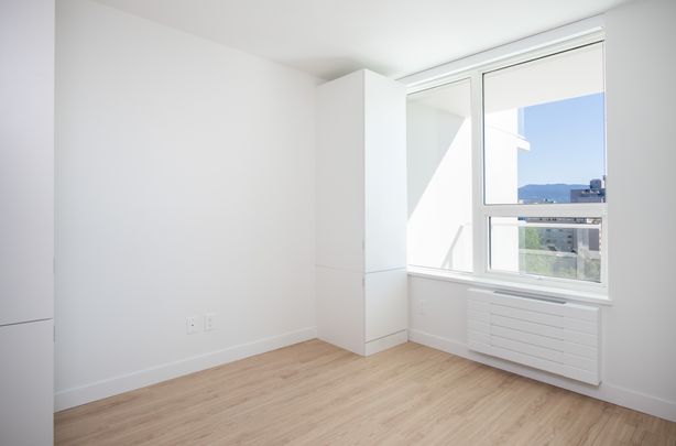 1108 Pendrell Street, Vancouver - Photo 1