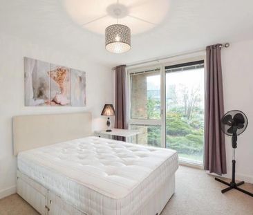 2 Bed Flat, Harston Walk, E3 - Photo 3