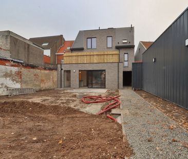 Gelijkvloers nieuwbouwappartement met tuin en parking te huur! - Photo 2