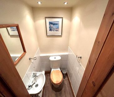 2 bedroom flat to rent - Photo 4