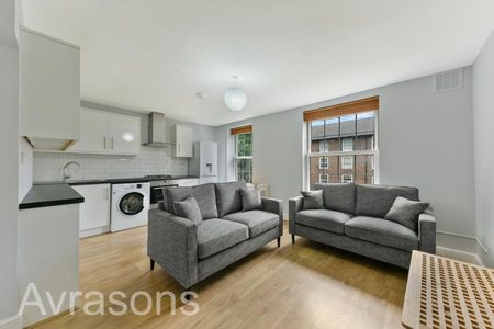 3 bedroom apartment to rent - Photo 2