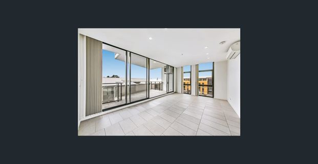 CONTEMPORARY STYLE WITH SENSATIONAL VIEWS - Photo 1