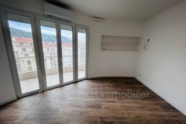 Location Appartement 5 pièces 100m² TOULON 83000 - Photo 1