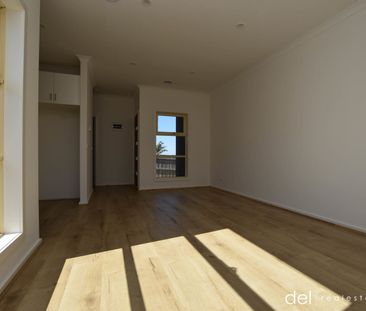 A lovely unit in court location - Photo 2