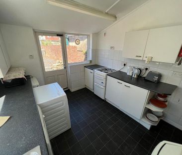 5 bedroom terraced house to rent - Photo 2