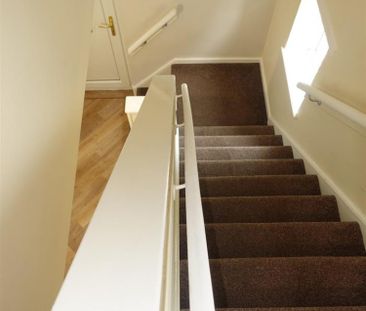 2 bedroom House To Let - Photo 5