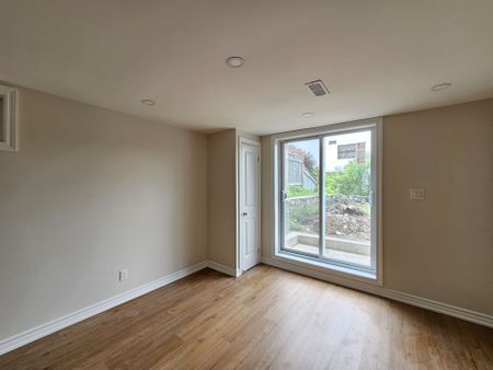 For Lease - 499 Tennyson Court Unit# Lower, Oshawa, Ontario - Photo 3
